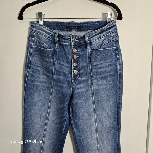 Flying Monkey womens flare jeans size 28 - Picture 2 of 4